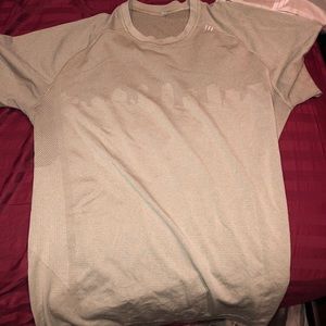 Men’s Lulu Lemon shirt